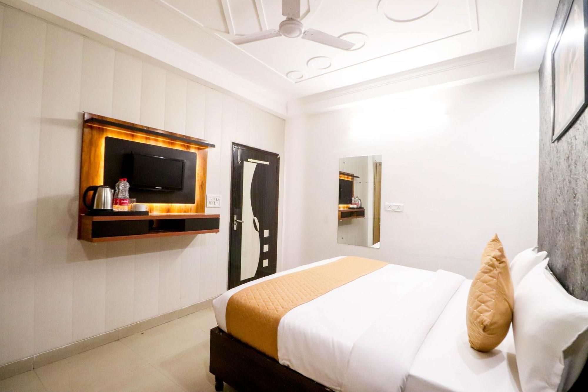 Hotel Stay Villa Delhi Airport ニューデリー エクステリア 写真
